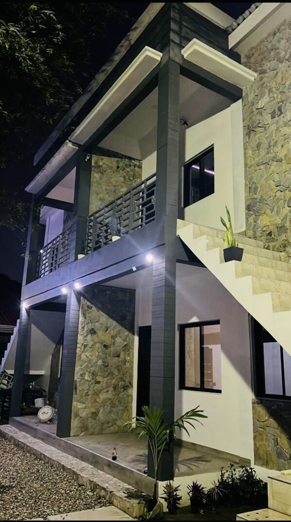 Moderno Condominio 