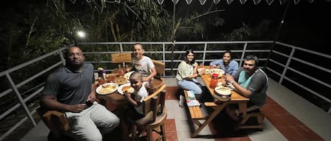 Outdoor dining