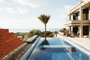 Main House Infinity Pool
