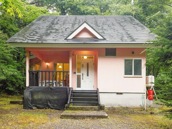 ・[Excel] Up to 10 people can stay here. Surrounded by greenery, you can hear the sounds of wild birds.