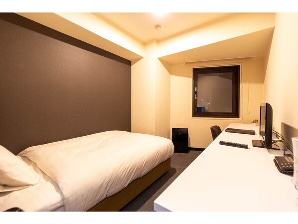 Room for 1 person. You can also use it for business and sightseeing. Up to 1 child under elementary school age can stay. You can choose between non-smoking and electronic cigarettes only.