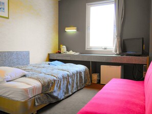 ・[Single room example] Simple and functional room