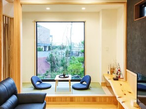 ・Building A and building B have a relaxing Japanese atmosphere.