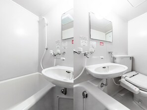 ・[Unit bath example] The interior has a simple and calm atmosphere.