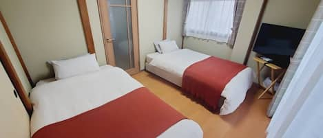 ◆ 2 single size beds