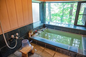 Baths with natural hot spring water (onsen)