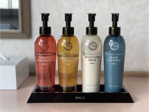 Bathroom amenities