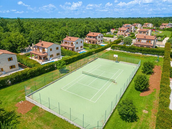 Sport court