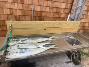 Nice Mahi in May, great fishing location!