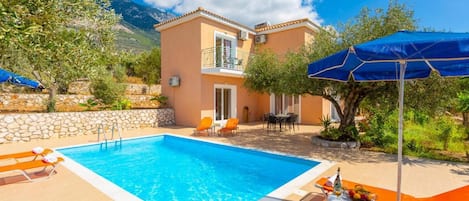 Beautiful villa with private pool and terrace with panoramic sea views