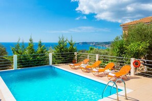 Beautiful villa with private pool and terrace with panoramic sea views