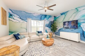Beautifully designed living area with 55" TV with Roku!!
