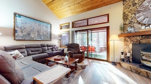 Indoors, Living Room, Furniture, Home Decor, Table