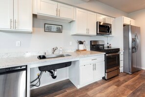 Fully equipped kitchen