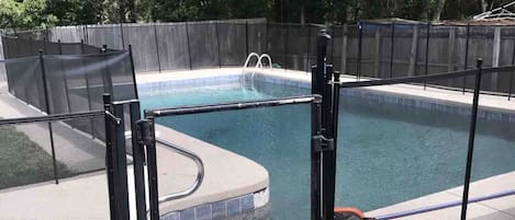Pool (non heated) 