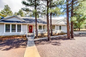 Home Exterior | Golf Course Views | Single-Story Home