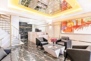 Sala de estar en el lobby