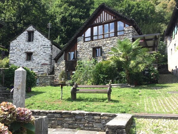 Casa Studer (1.und 2. Stockwerk)