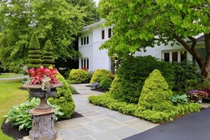 Walk along the slate path to our front entrance.