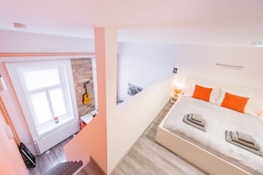 happy home ORANGE 2
