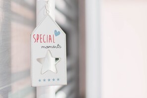 happy home Budapest WHITE 4