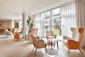 Sittområde i lobbyn