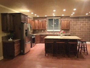 Private kitchen