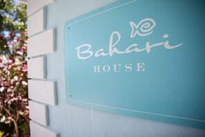 Welcome at Bahari House