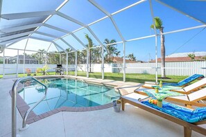 Heated Saltwater Pool