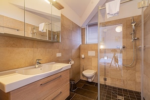 Bain