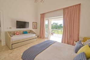Hacienda B5 - Luxury villa with golf and lake view in exclusive beach resort (3507)
