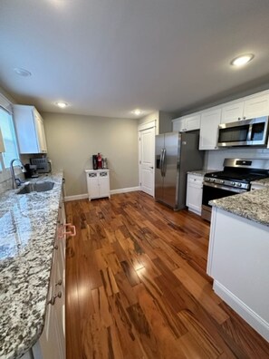 Main floor Full Kitchen 