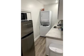 Kitchen/Laundry