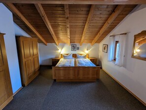 Waldhaus 49-49-Schlafzimmer