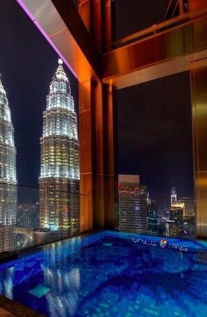 Rooftop pool