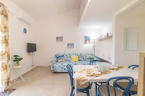 Living and dining room