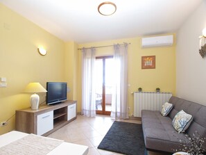 Wohnzimmer 2