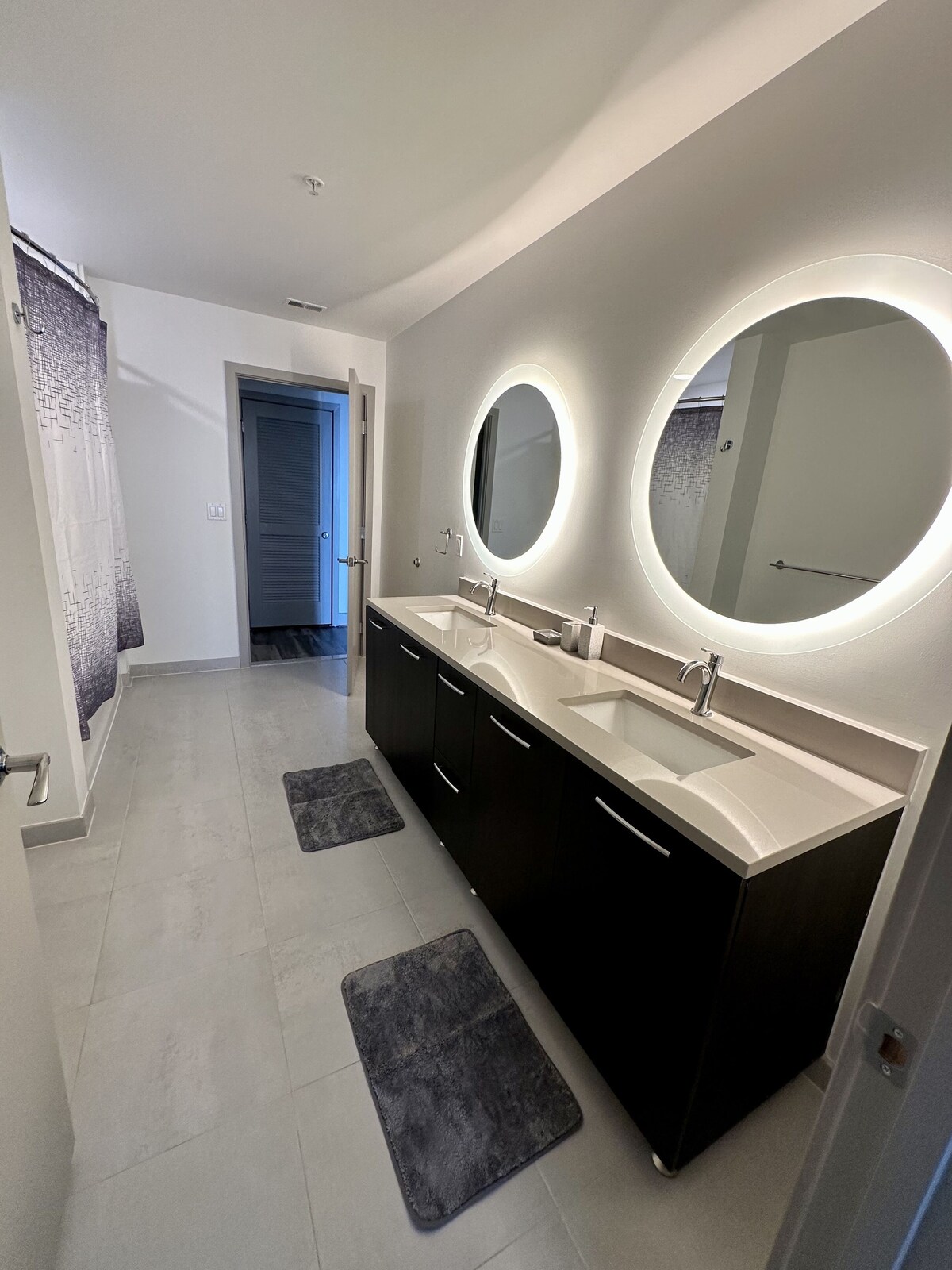 Luxury Condo Tysons Corner