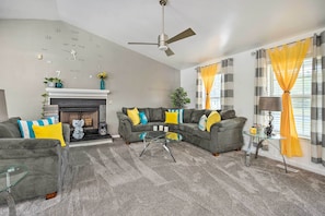 Living Room | Smart TV | Free WiFi