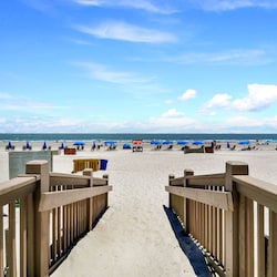 1204 Villamare | Community Amenities - 1204 Villamare | Community Amenities
