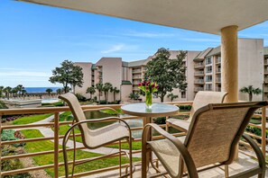 1204 Villamare | Balcony