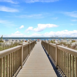 1204 Villamare | Community Amenities - 1204 Villamare | Community Amenities