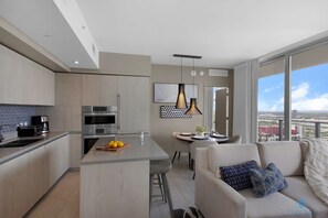 Fully-equipment kitchen