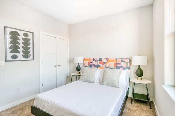TWO CozySuites Luxe Music Row Condos w/parking