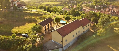 De boerderij met uitzicht over Spigno Monferrato