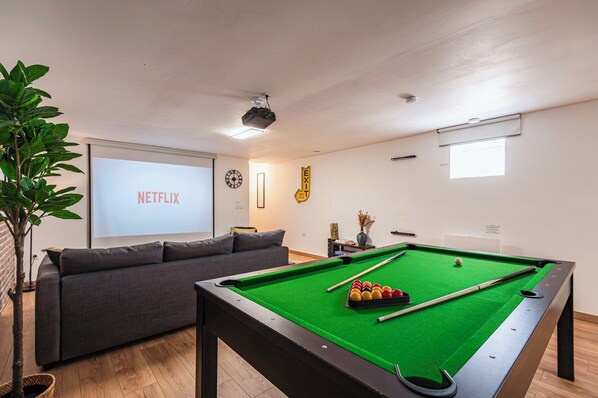 Game room