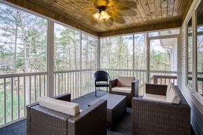 Enclosed porch off of living room