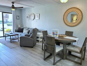 Living Room/ Dining Room 