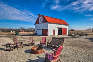 Community Fire Pit (BYOW)