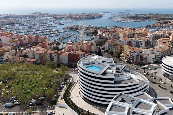 Welcome to your modern accommodation.